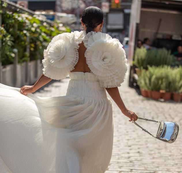 Dress Code | What To Wear To A Black and White Affair